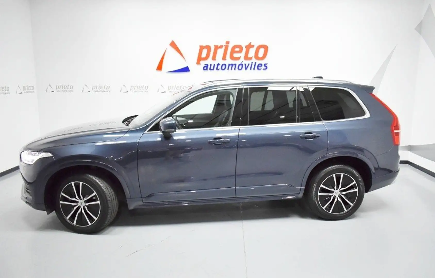 Volvo XC90 2.0 B5 D AWD Momentum Pro Auto Azul - 2