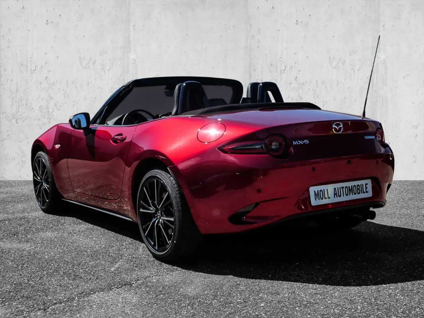Mazda MX-5 Roadster 1.5L SKYACTIV G Prime-Line Rot - 2
