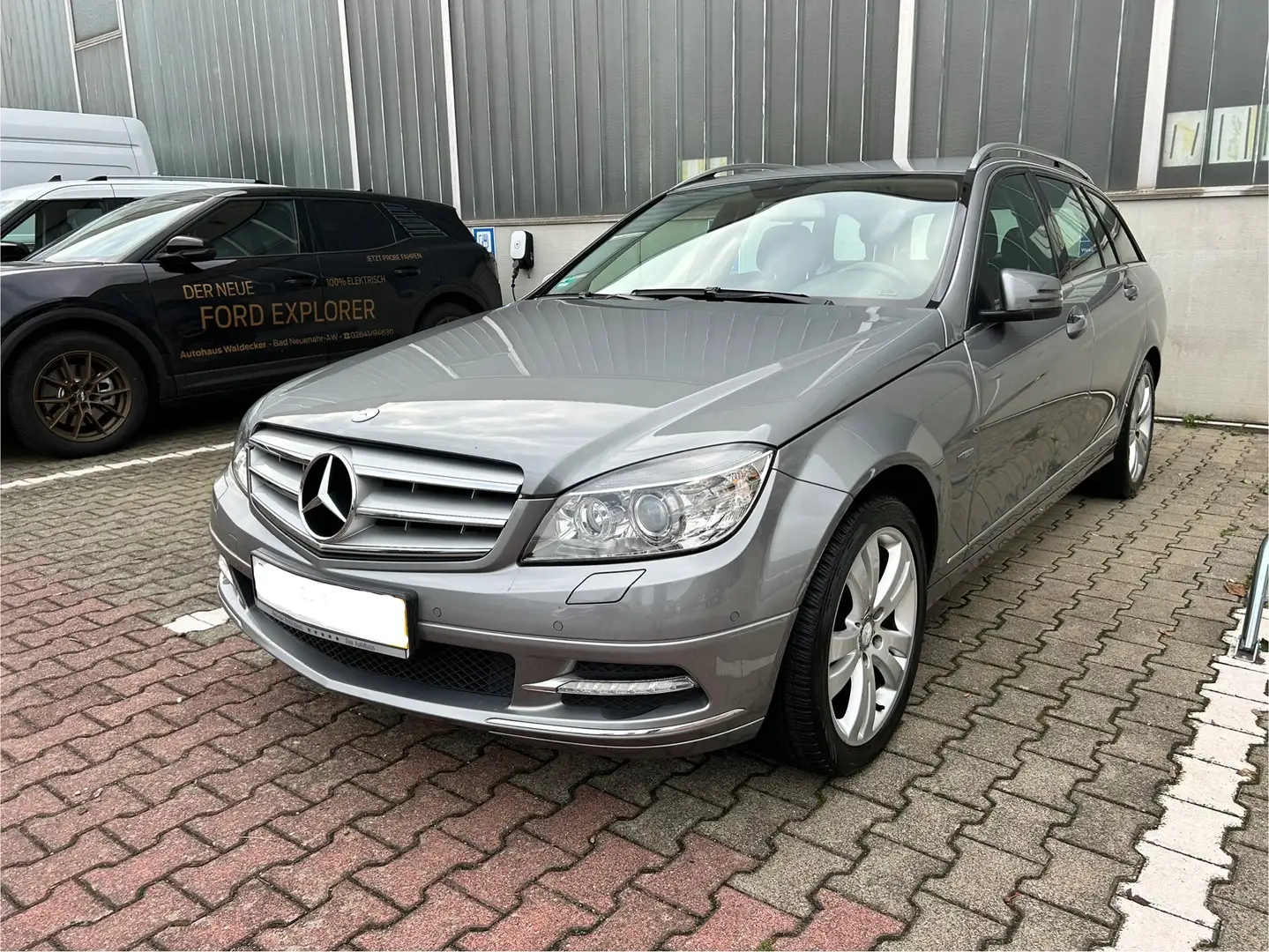 Mercedes-Benz C 200 C 200 T CGI BlueEfficiency Gris - 2