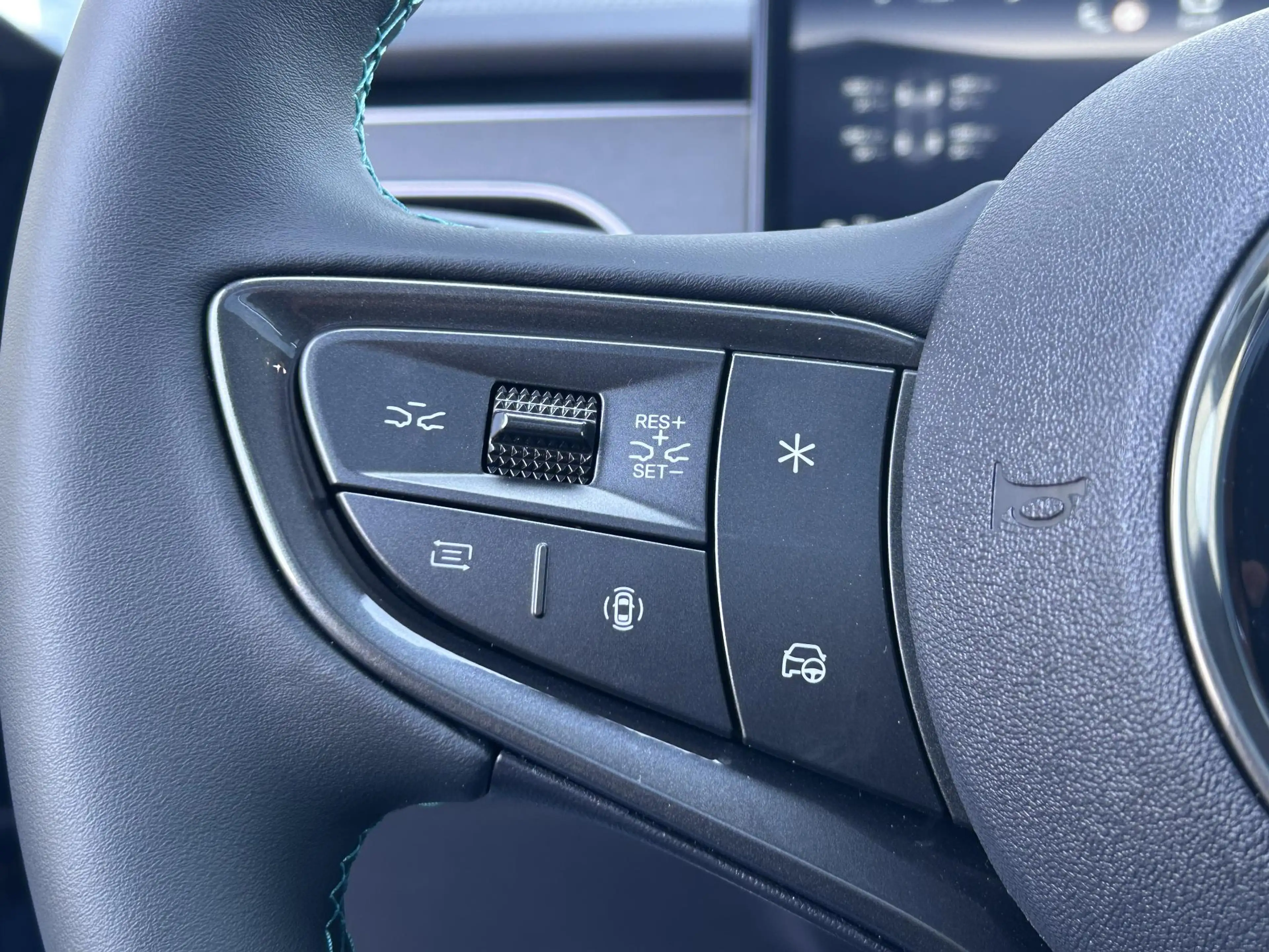 BYD Seal 6 Touring 1.5 DM-i Comfort — photo 10