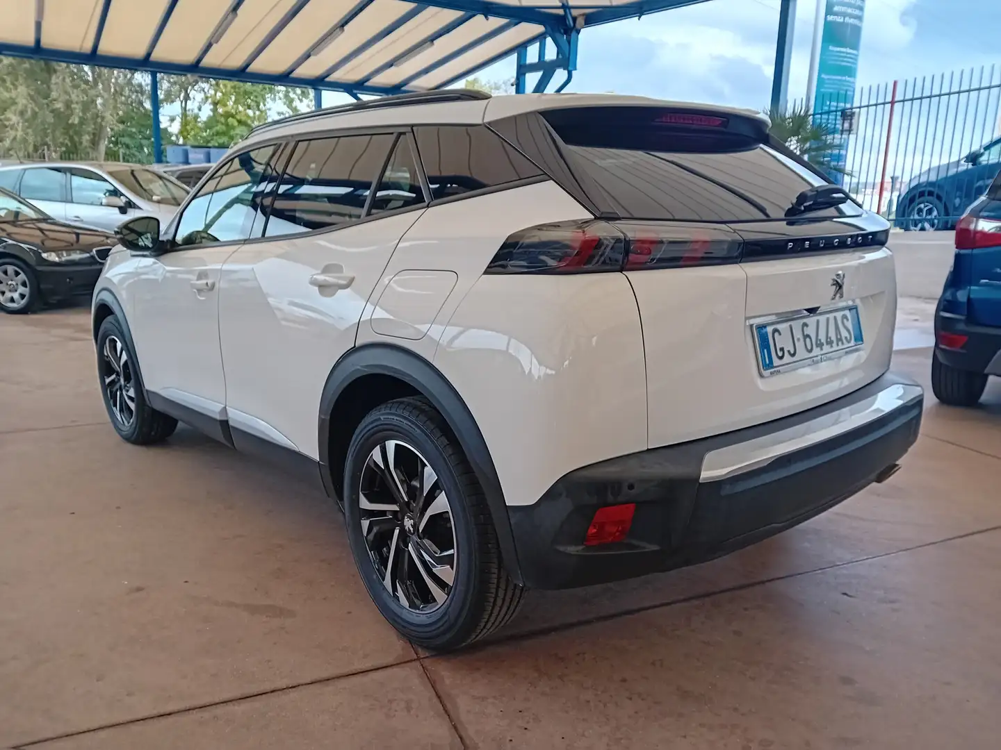 Peugeot 2008 2008 1.5 BLUEHDI 130CV Allure Pack Autom. Blanc - 2