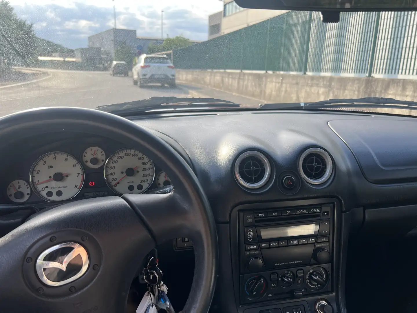 Mazda MX-5 1.6 - 2