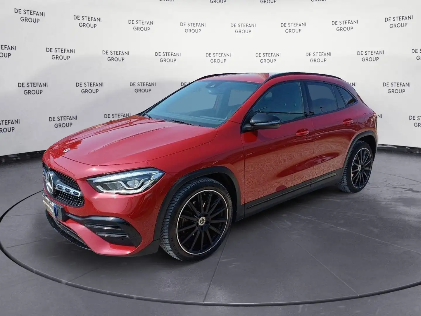 Mercedes-Benz GLA 180 GLA 180 d Automatic Premium NIGHT-PACK Rosso - 1