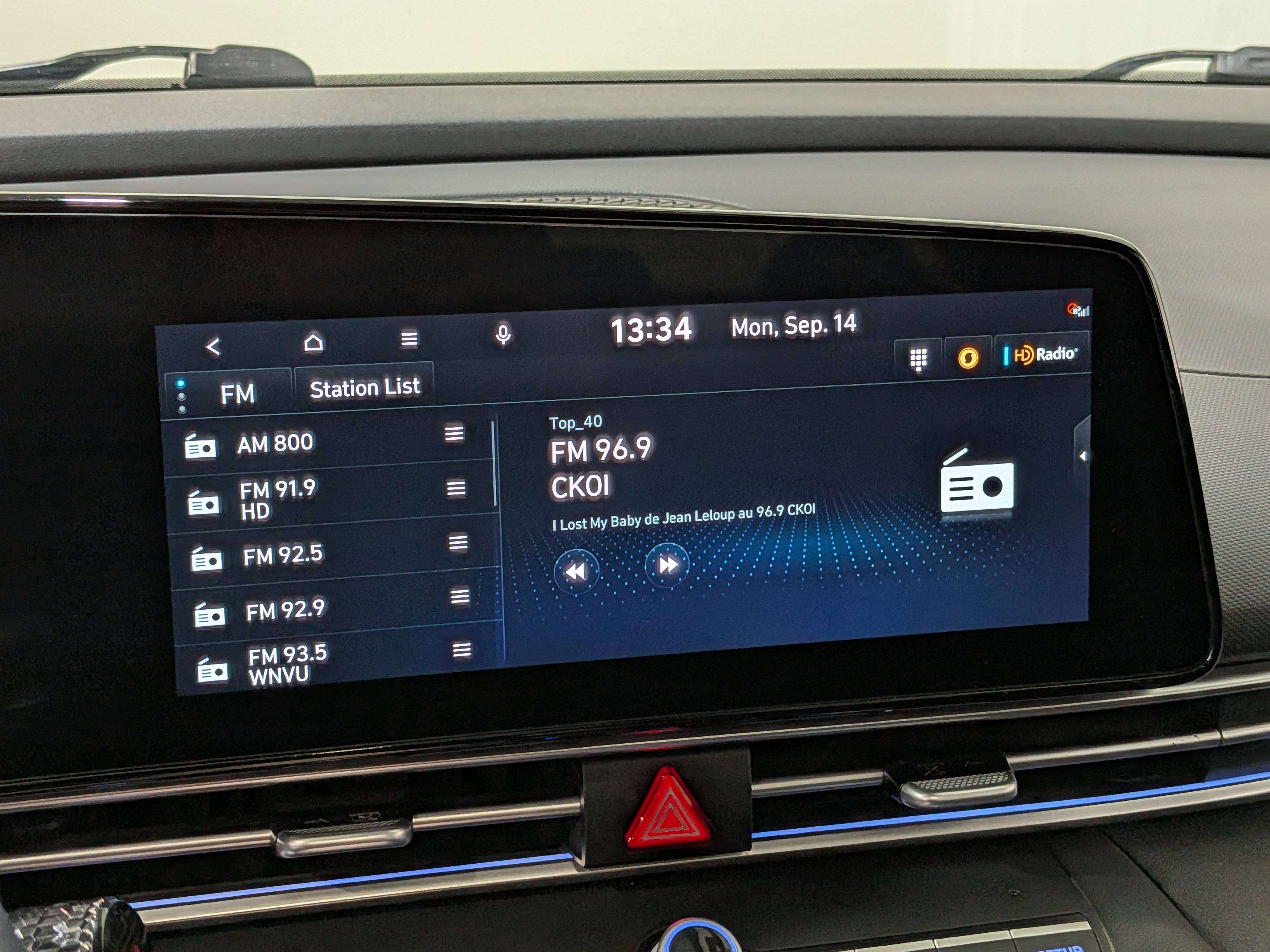 Hyundai Elantra 2025