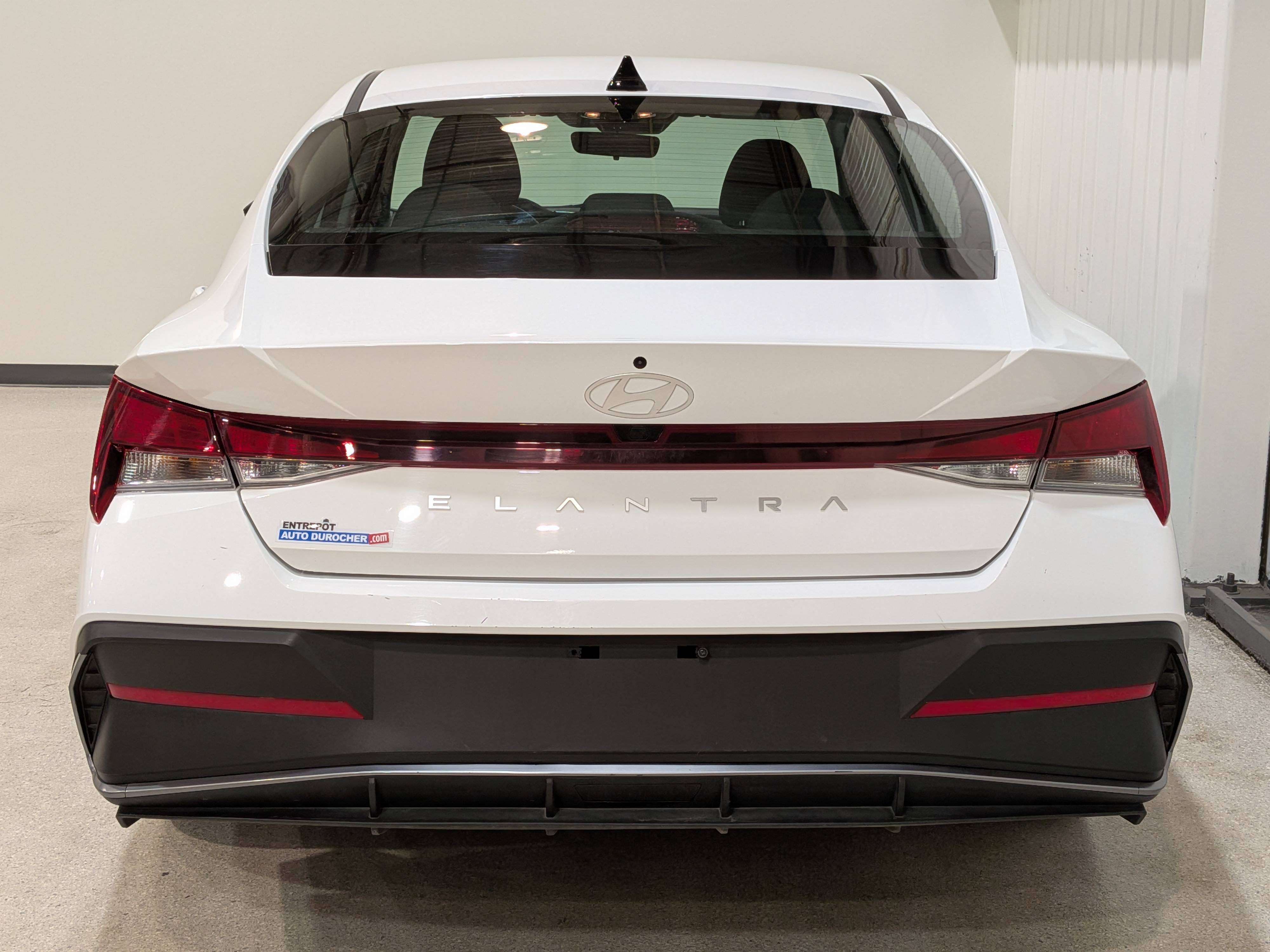 Hyundai Elantra 2025