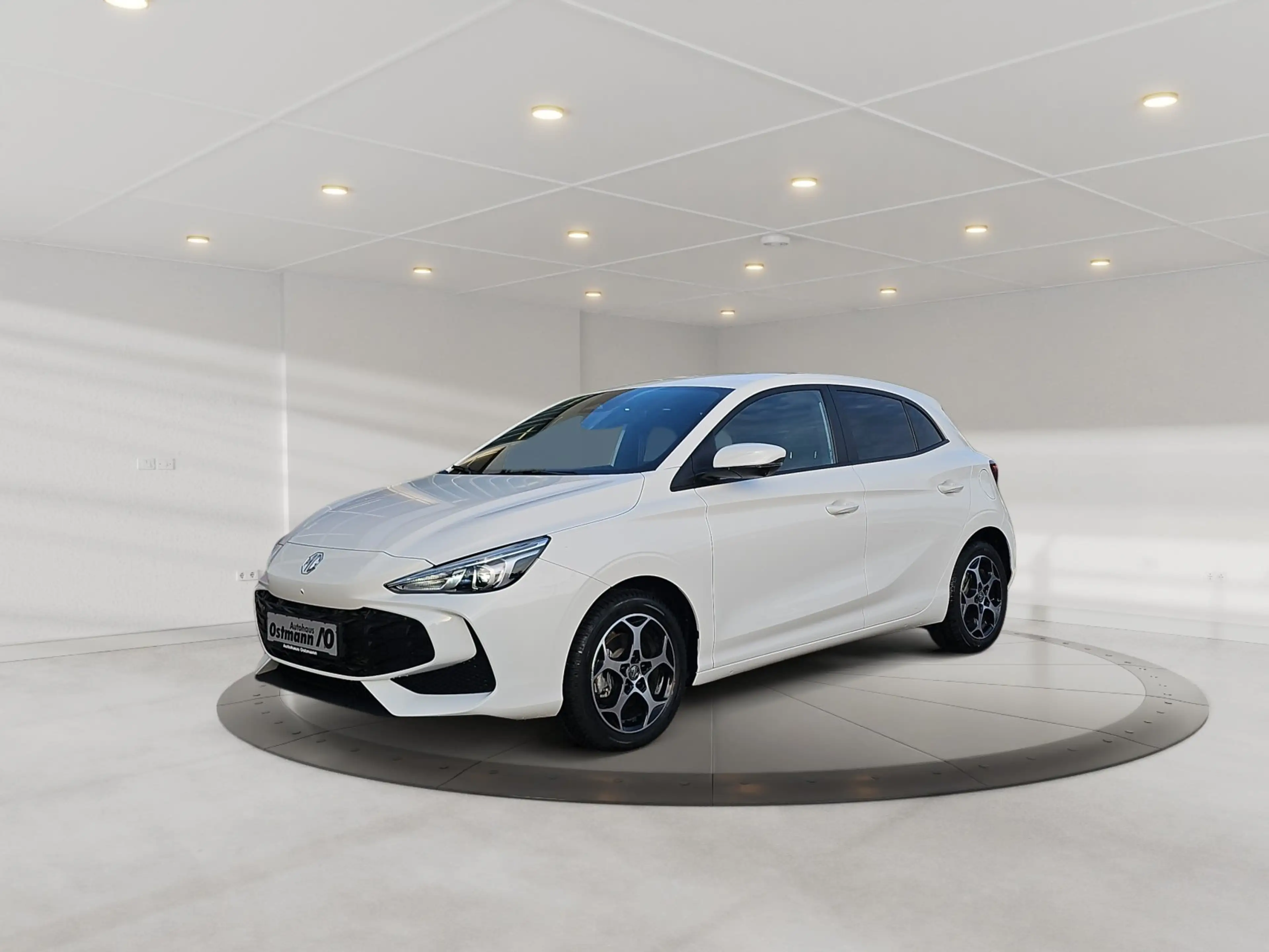 MG MG3 3 1.5 Hybrid+ Luxury 360 ACC AUT Fernlichtass.