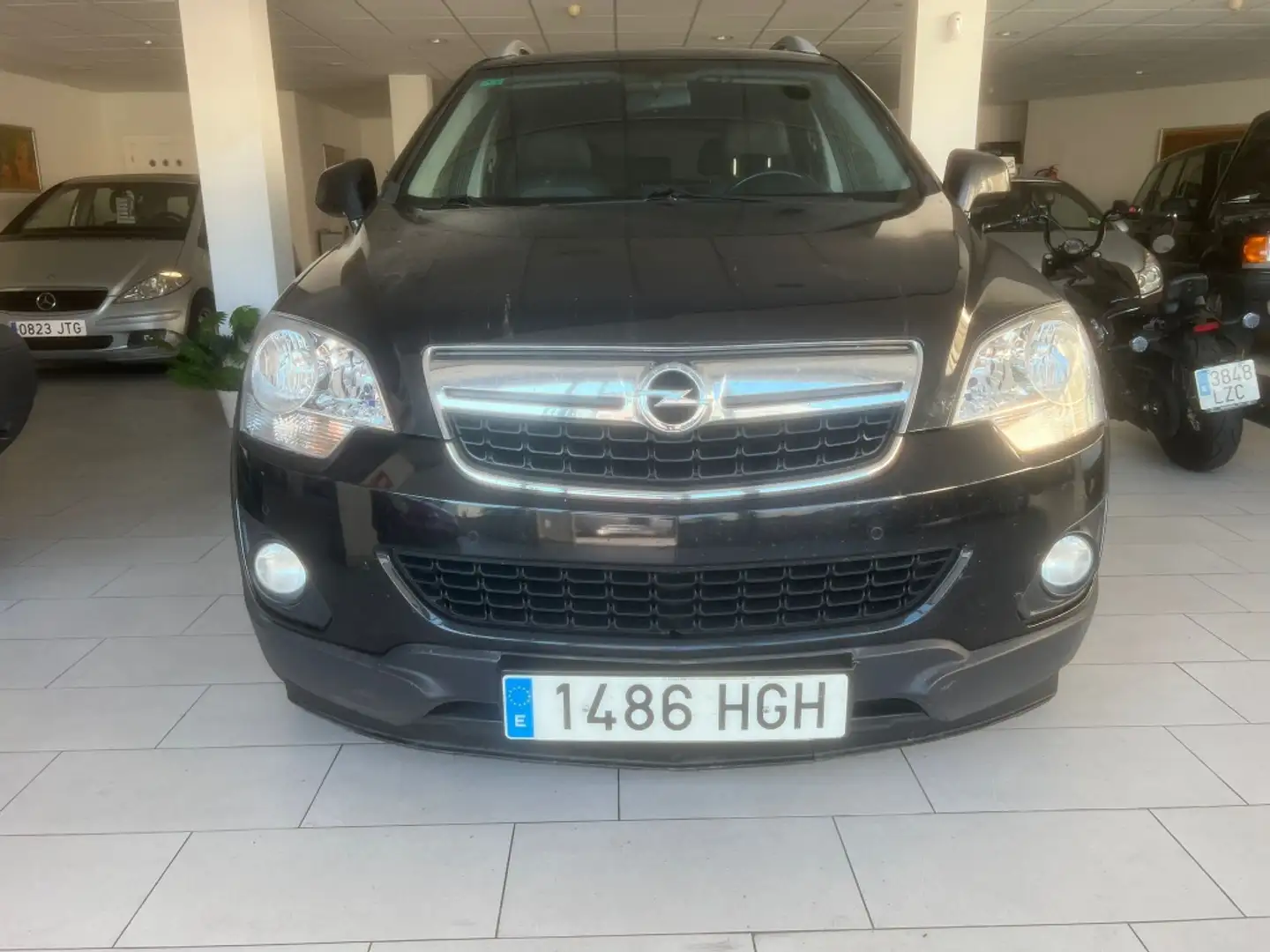 Opel Antara 2.2CDTI Enjoy 4x2 Negro - 1