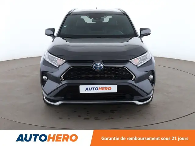 Toyota Rav4 view 9