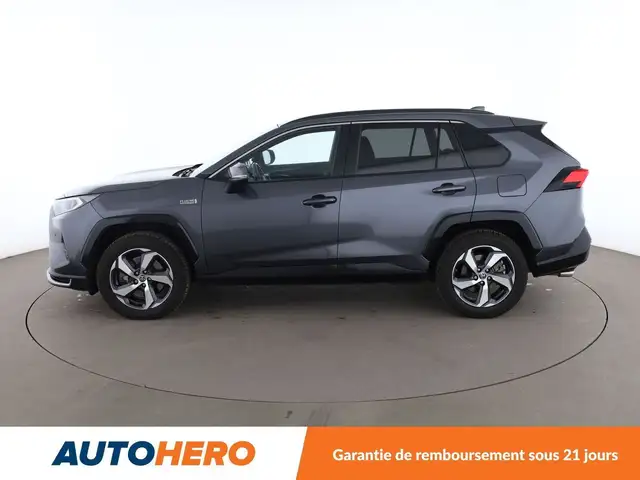 Toyota Rav4 view 3