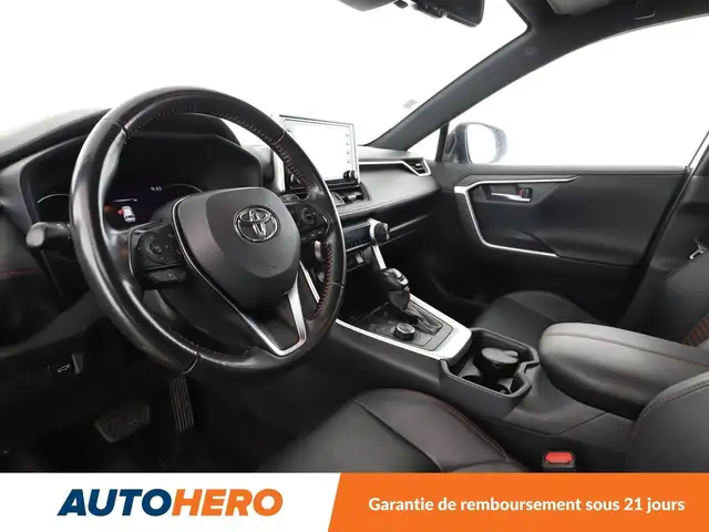 Toyota Rav4 view 11