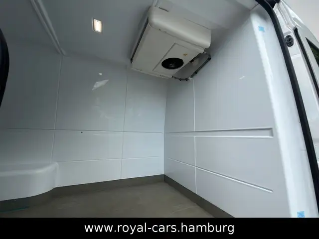Volkswagen Crafter view 11