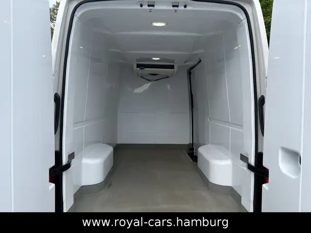 Volkswagen Crafter view 7