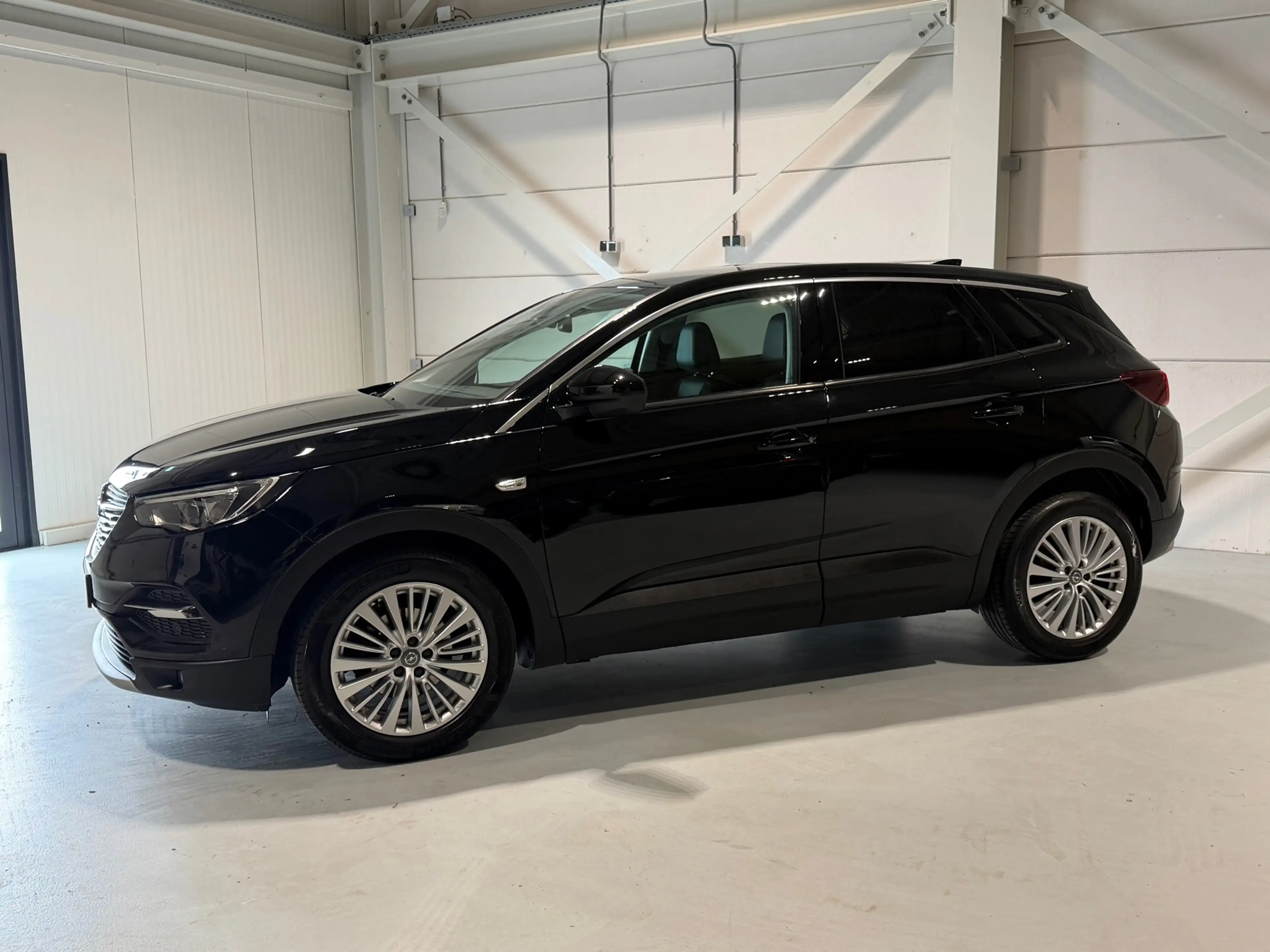 Opel Grandland X 1.2 Turbo Innovation Cam - KeyLess - Elek. Koffer — photo 12
