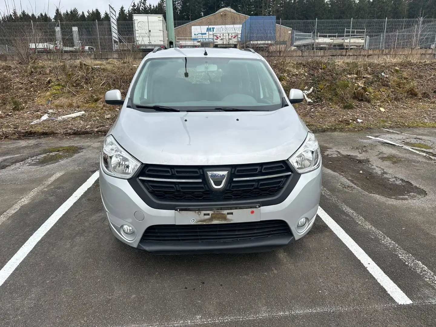 Dacia Lodgy Comfort,Navi,Klima ,Kamear 7Sitzer Grau - 2
