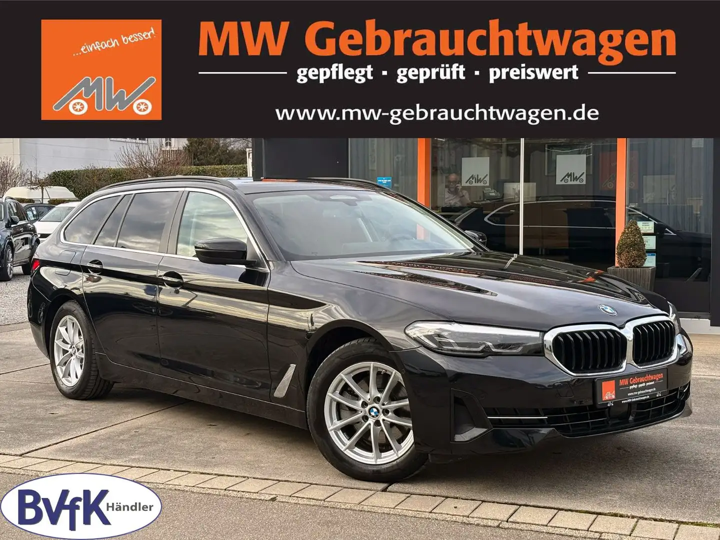 BMW 520 d Touring Steptr. ACC PDC KAM H&K HUD LED AHK Noir - 1