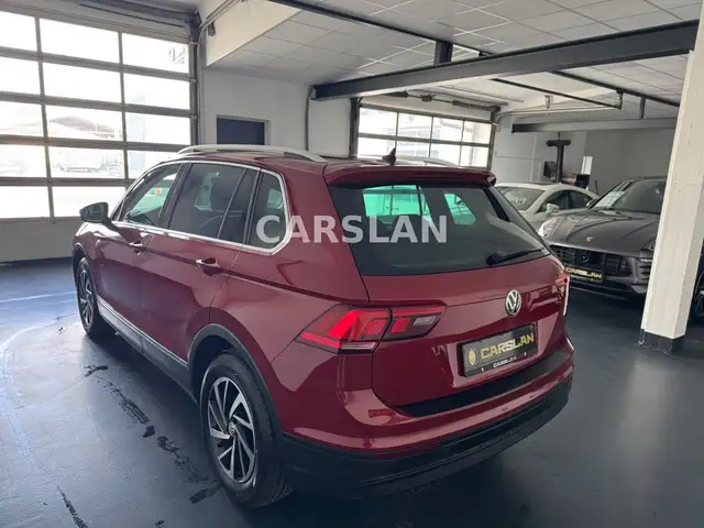 Volkswagen Tiguan view 10