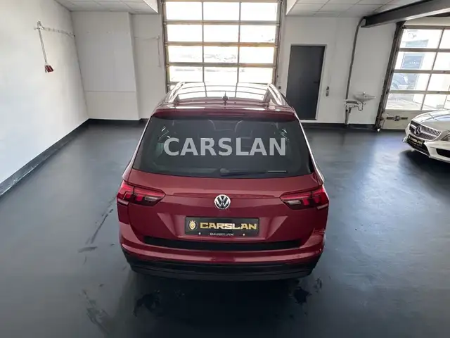 Volkswagen Tiguan view 14