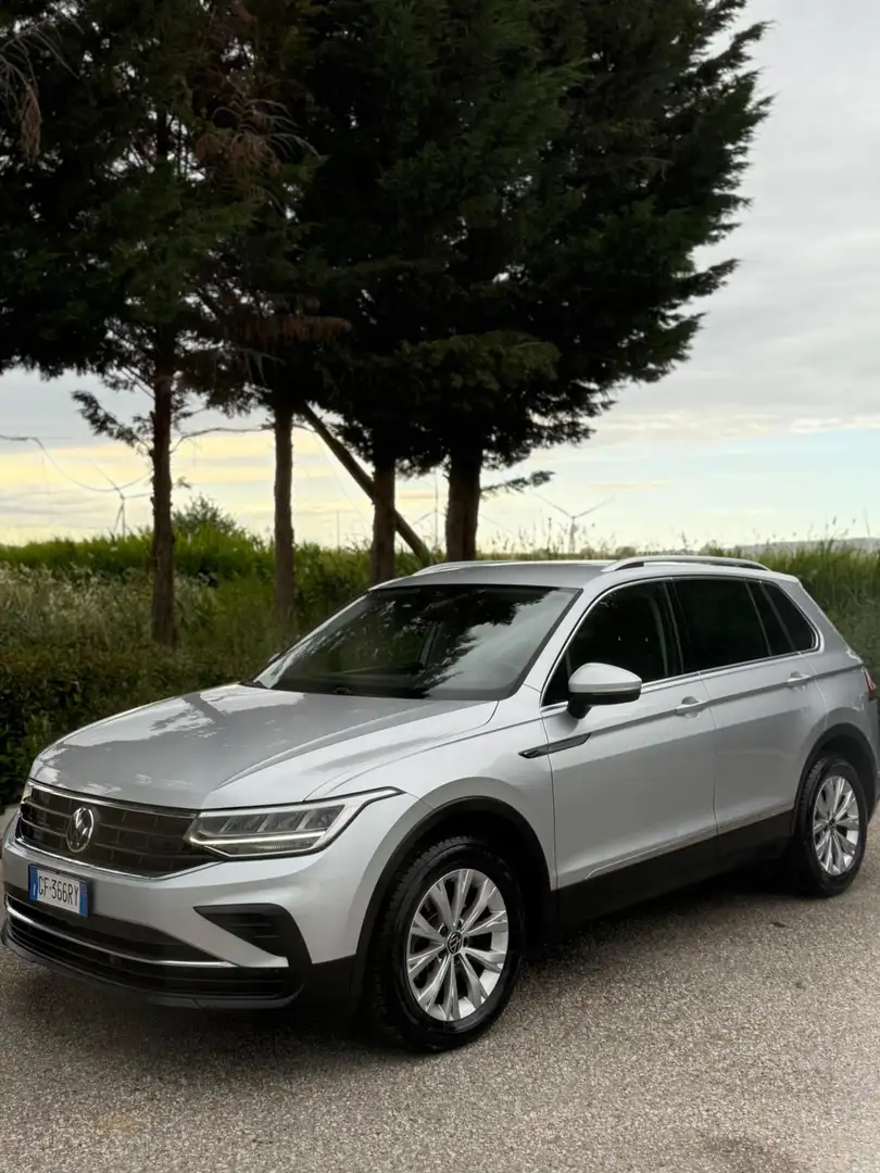 Volkswagen Tiguan 2.0 tdi Life 150cv dsg Grigio - 1