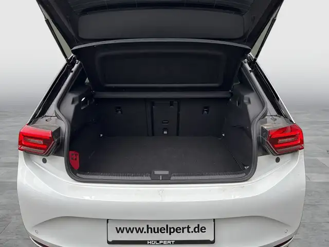 Volkswagen ID.3 view 15