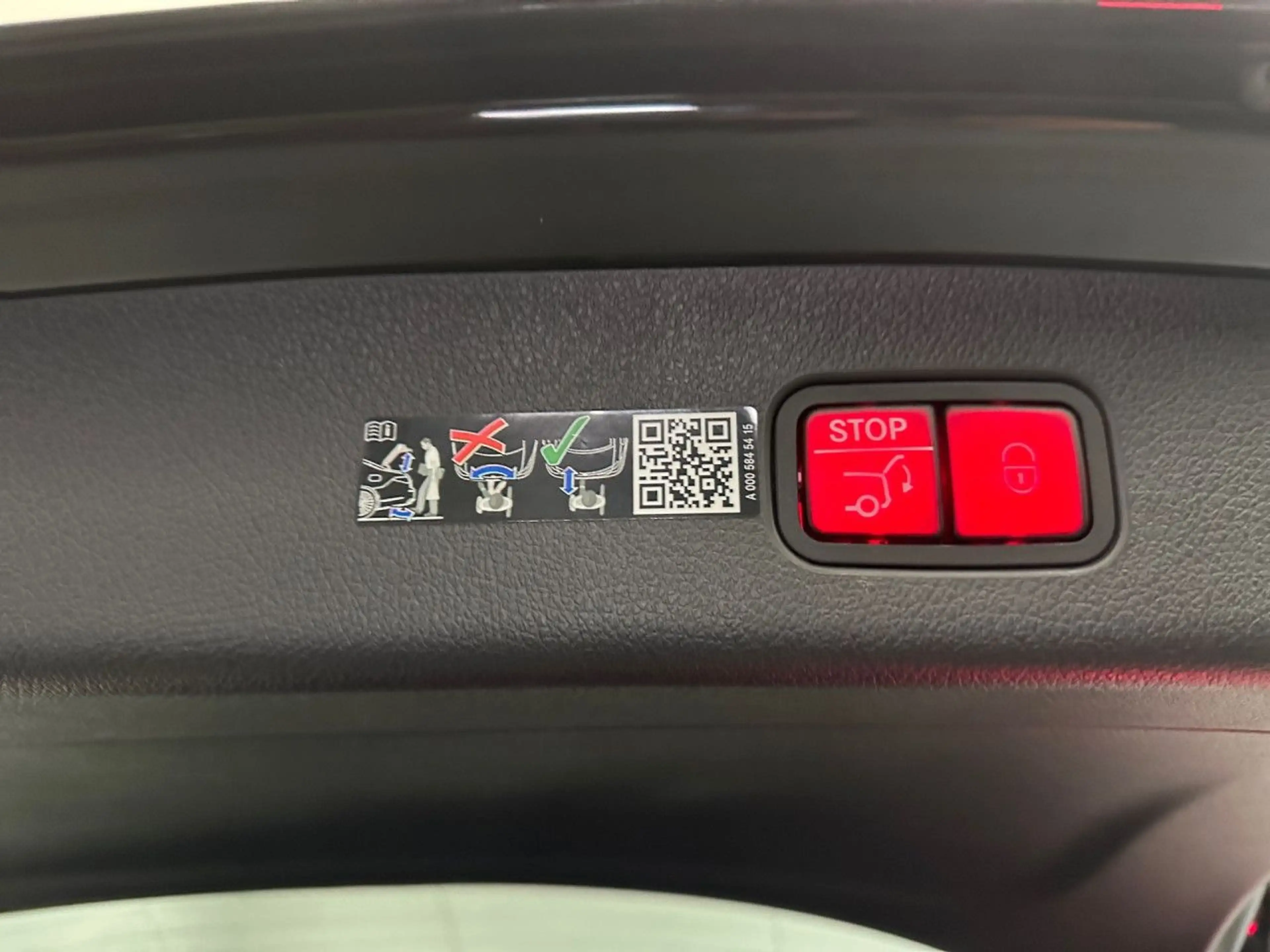 Mercedes-Benz GLC 400 e 4M AMG Fahrass WideScreen Airmat HUD PTS — photo 14