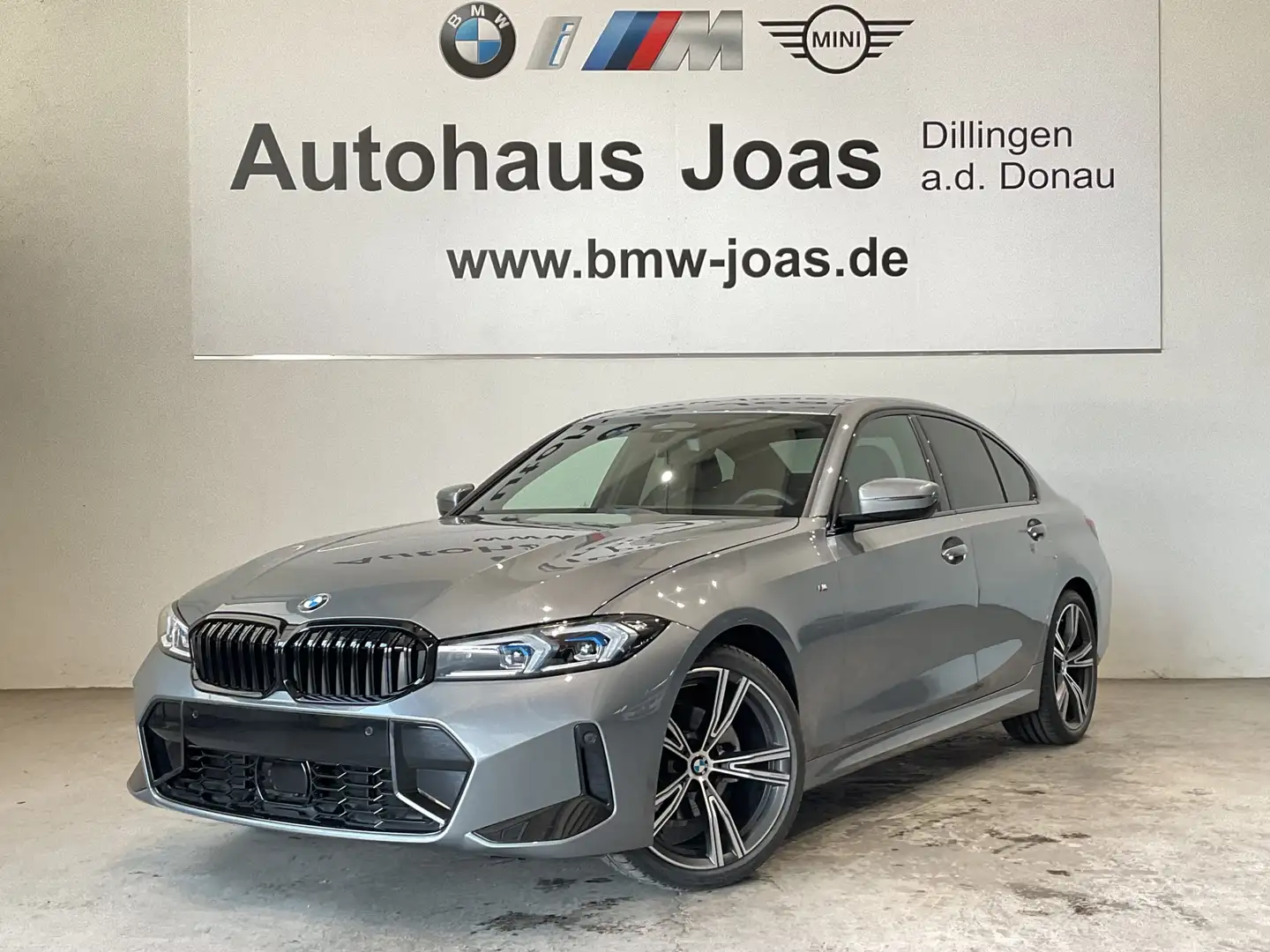 BMW 320 d Lenkradheizung, 19" LMR, M Sportpaket Grau - 1