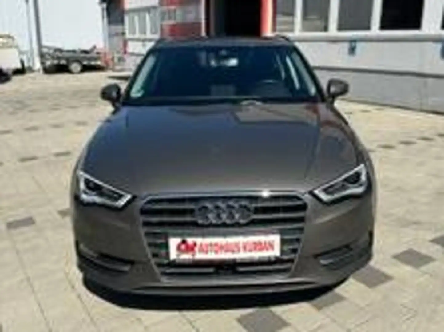 Audi A3 Ambiente ultra Brons - 1