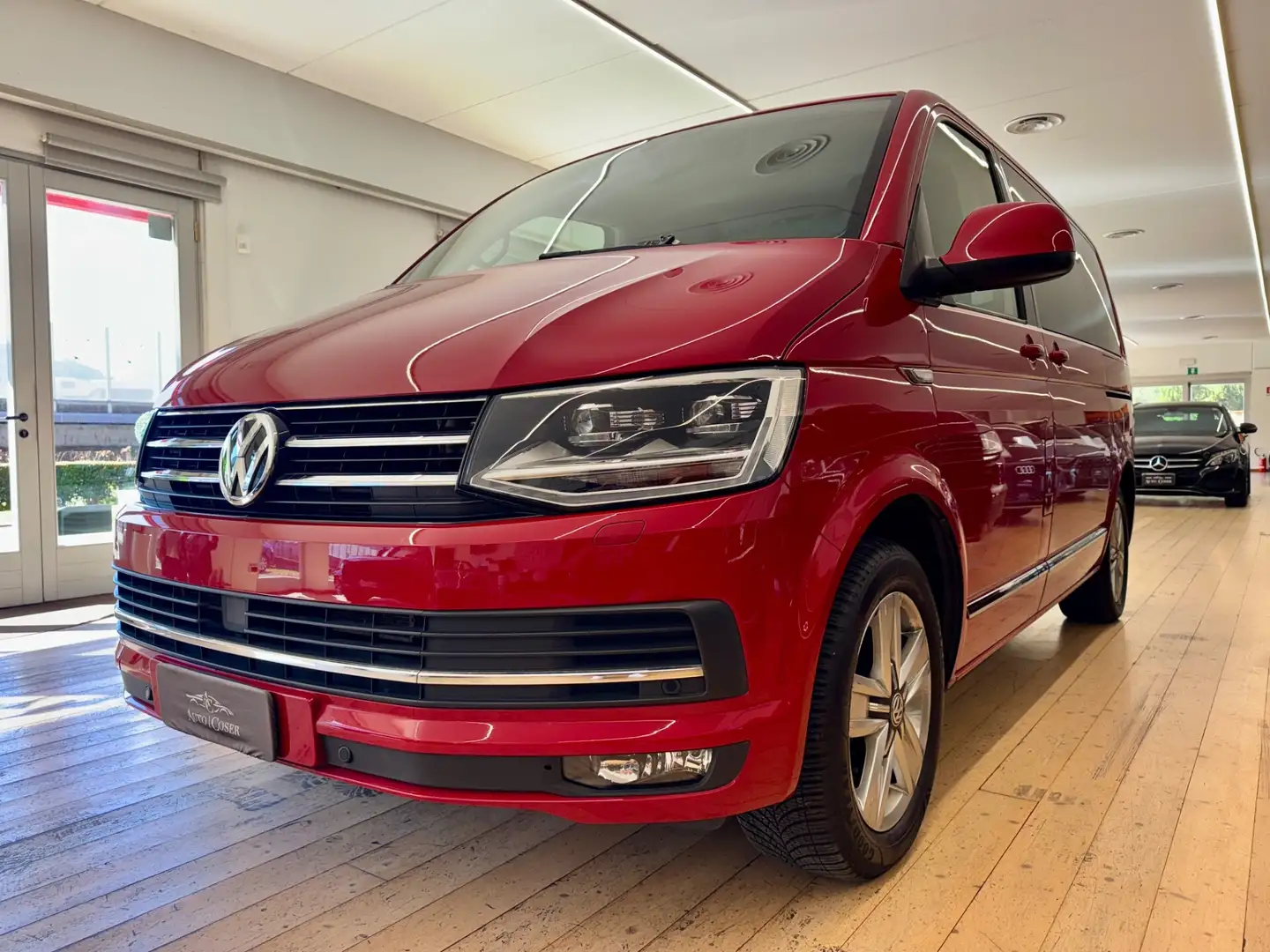 Volkswagen T6 Multivan Multivan 2.0 TDI 150CV Highline Gris - 2