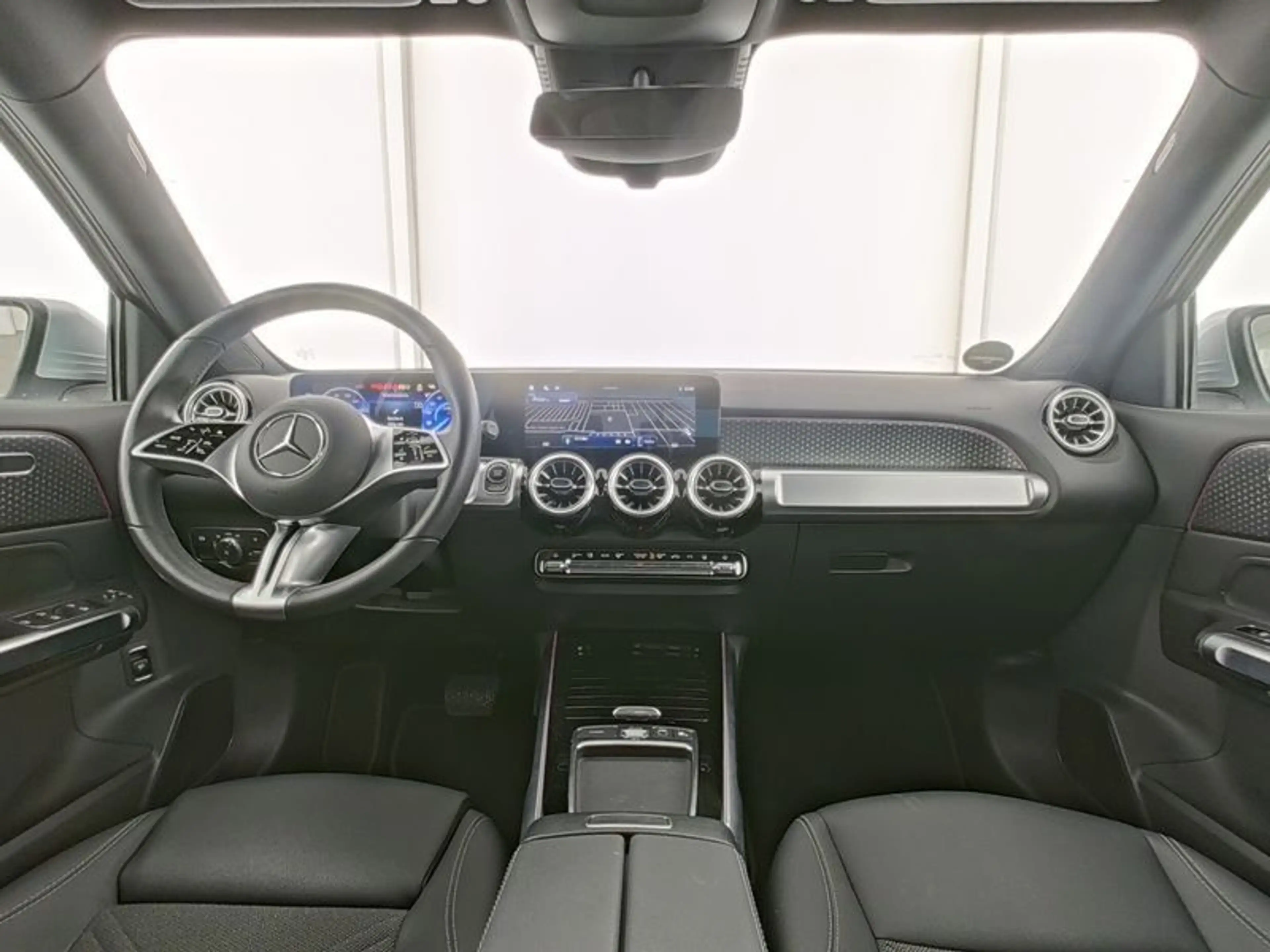 Mercedes-Benz EQB 350 4M PROGRESSIVE-ADVANCED+ SOUND HANDSFREE — photo 8