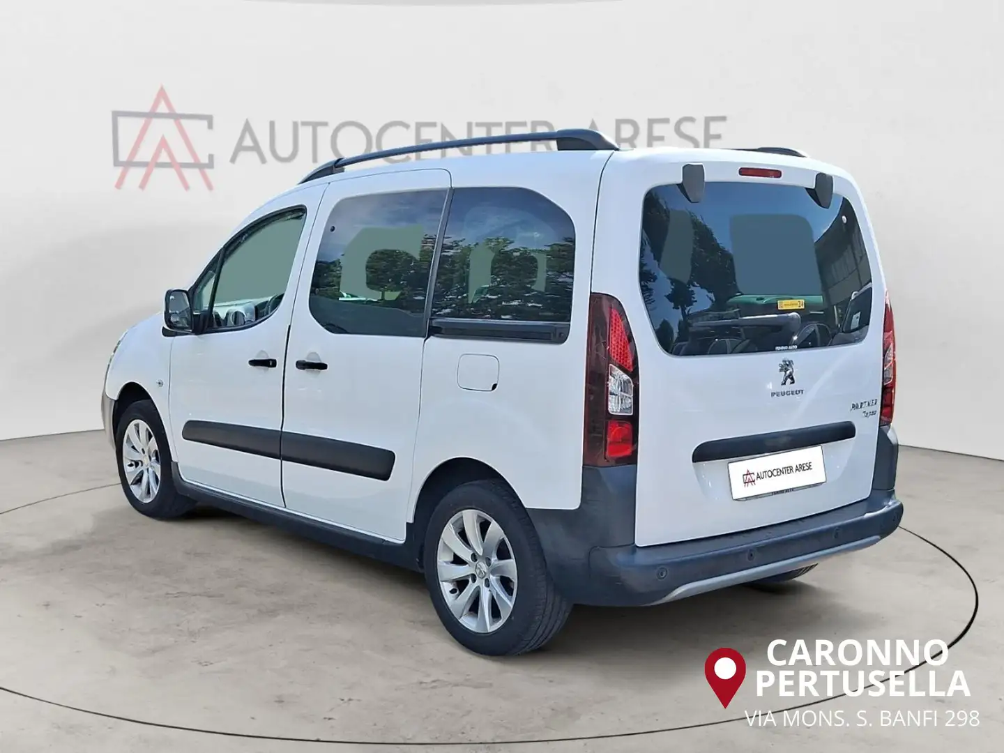 Peugeot Partner Tepee BlueHDi 120 S&S Outdoor PER COMMERCIANTI White - 2