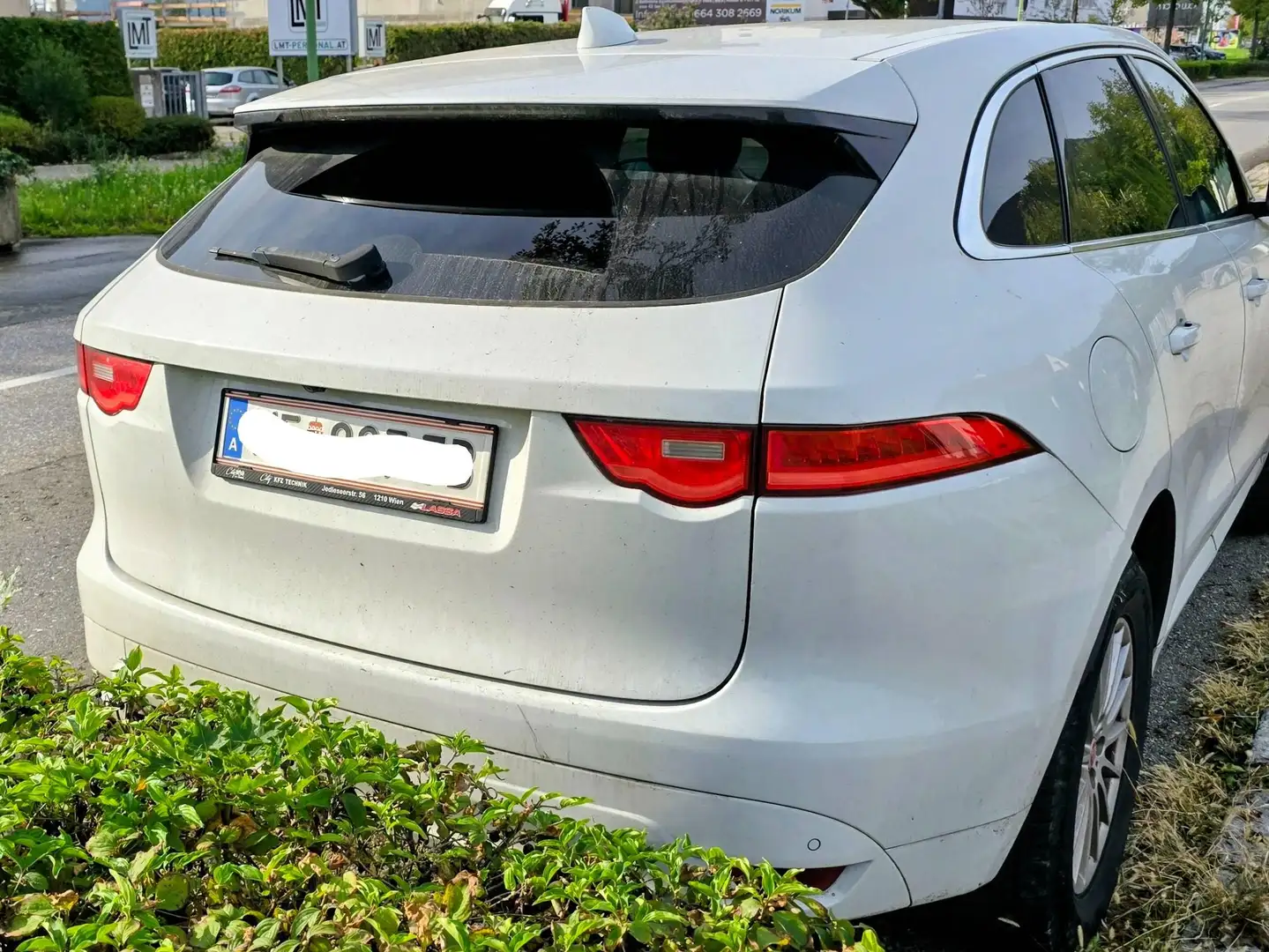 Jaguar F-Pace F-Pace 20d AWD Prestige Aut. Prestige Weiß - 1