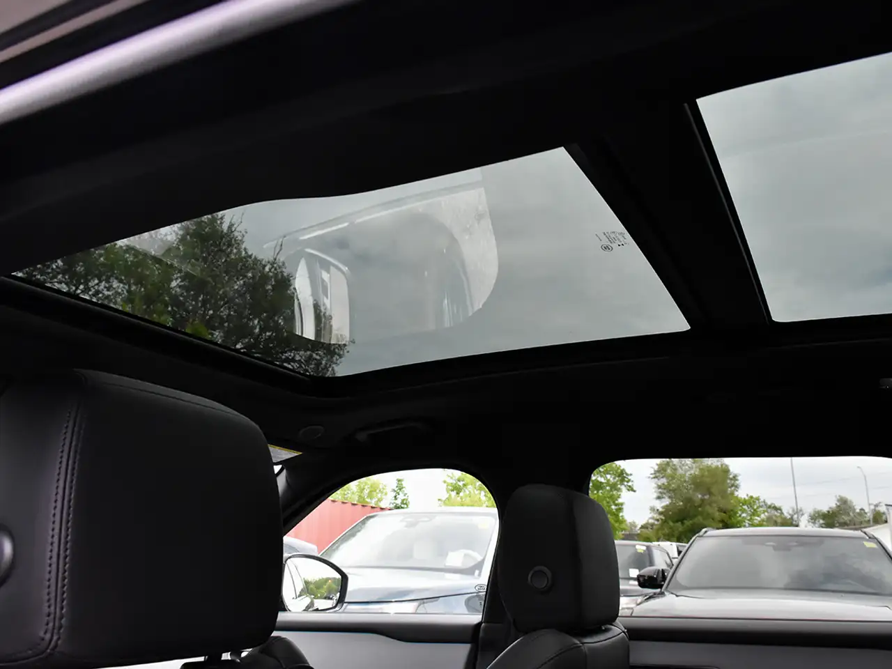 Land Rover Range Rover Velar снимка Land Rover Range Rover Velar