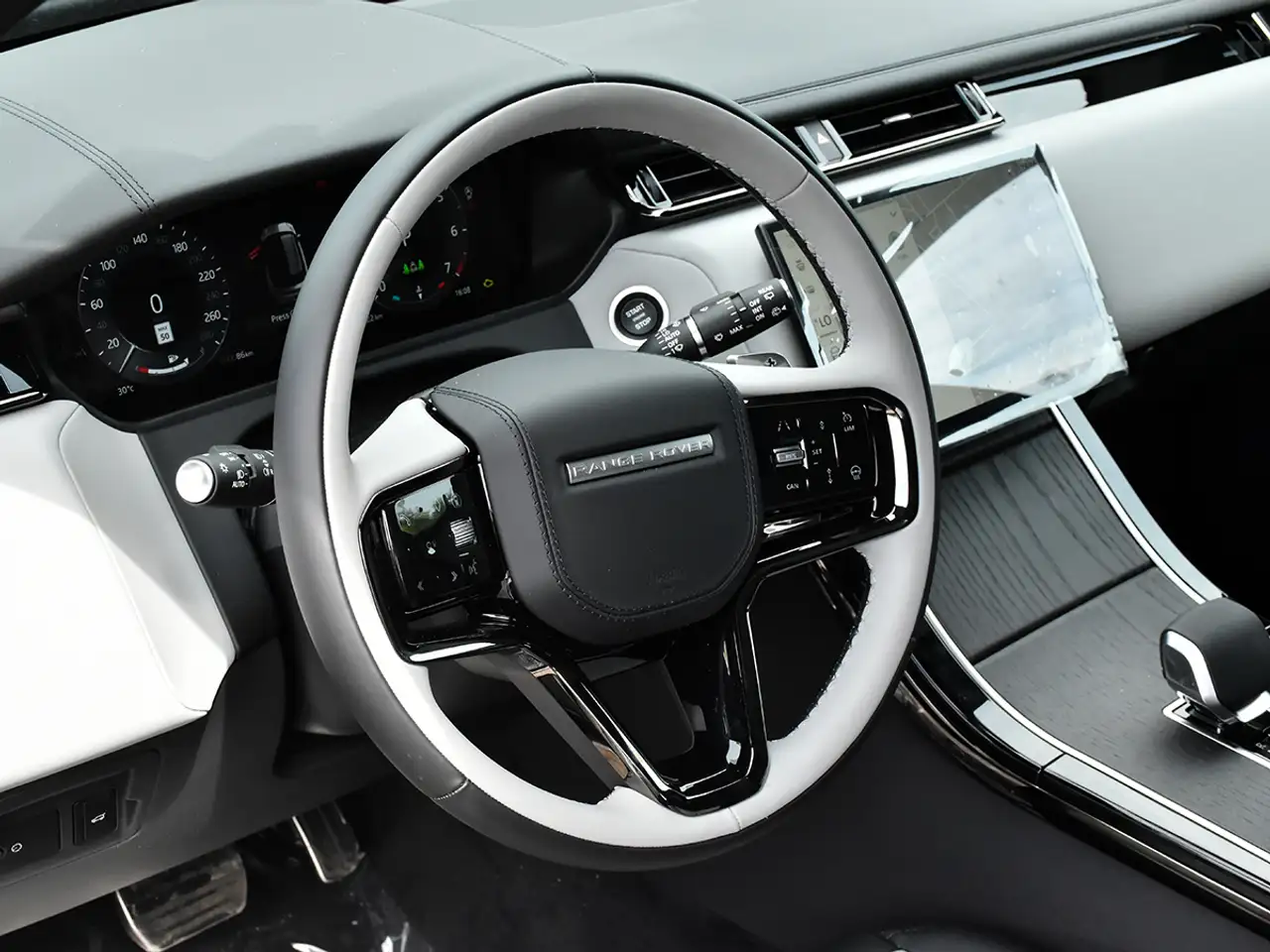 Land Rover Range Rover Velar снимка Land Rover Range Rover Velar