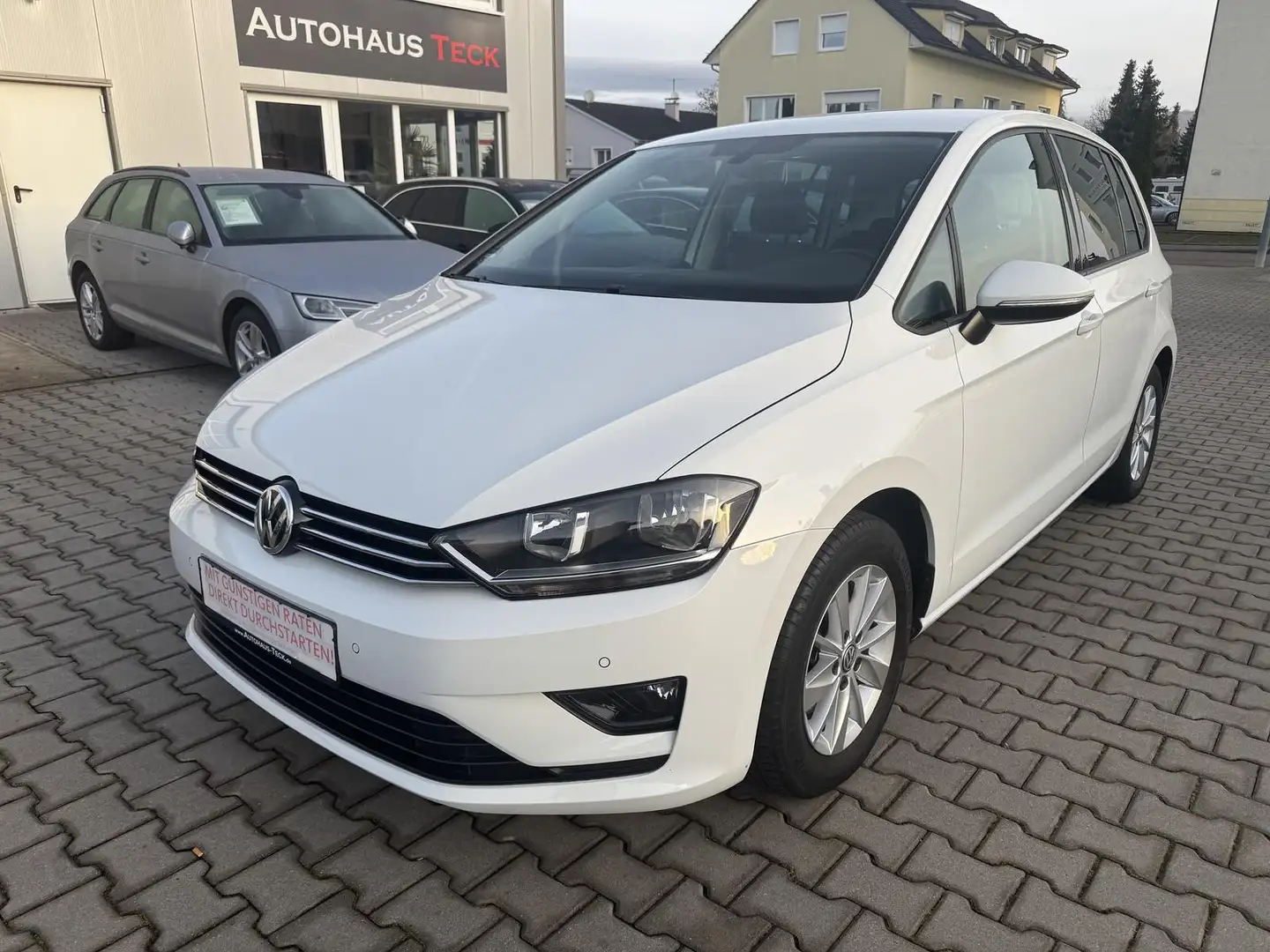 Volkswagen Golf Sportsvan VW Golf Sportsvan 1.4 TSI Highline Zahnrim.NEU/AHK Weiß - 1