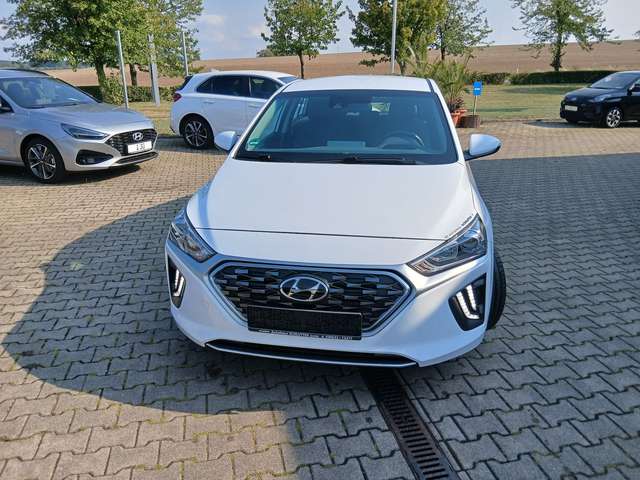 Hyundai IONIQ Hybrid 1.6 GDI Trend Sitzheizung / Lenkradheizung