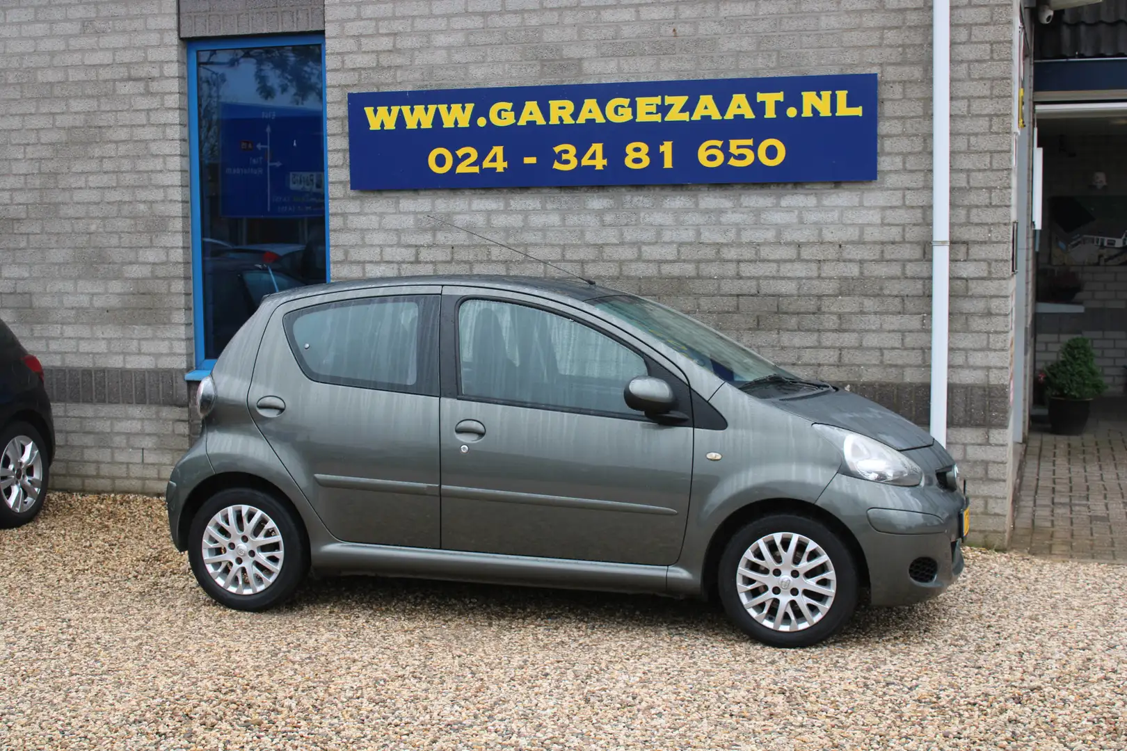 Toyota Aygo 1.0-12V 5DRS Aspiration Green Airco Lm velgen Vert - 2