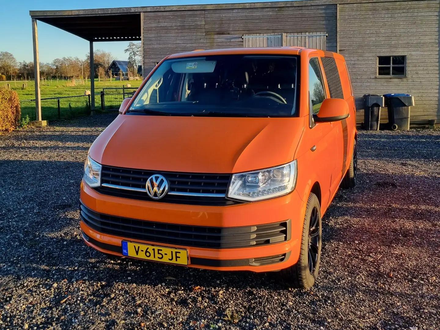 Volkswagen Transporter Transporter 2.0 TDI L2H1 DC Oranje - 2