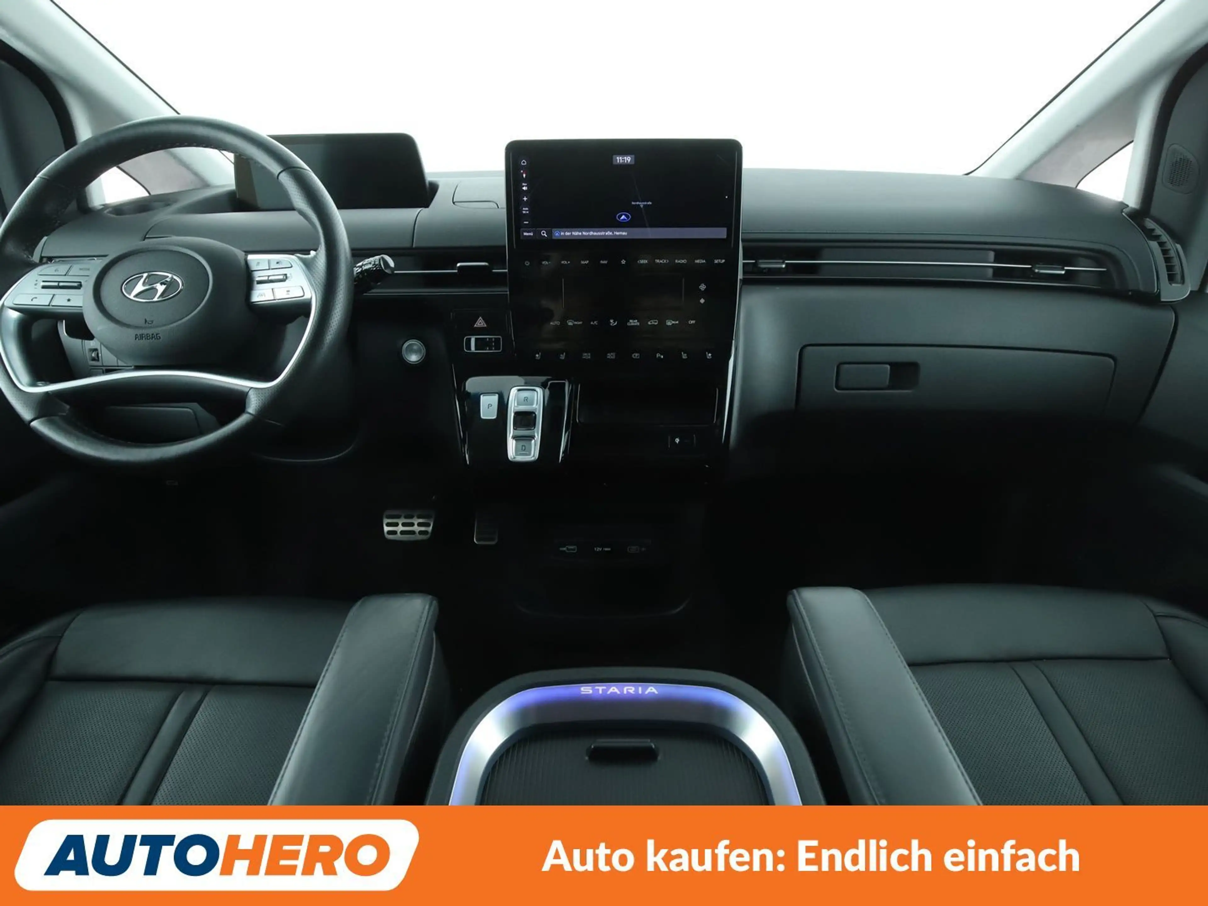 Hyundai STARIA 2.2 CRDi Signature 4WD Aut*NAVI*LED*ACC*CAM*AHK* — photo 12