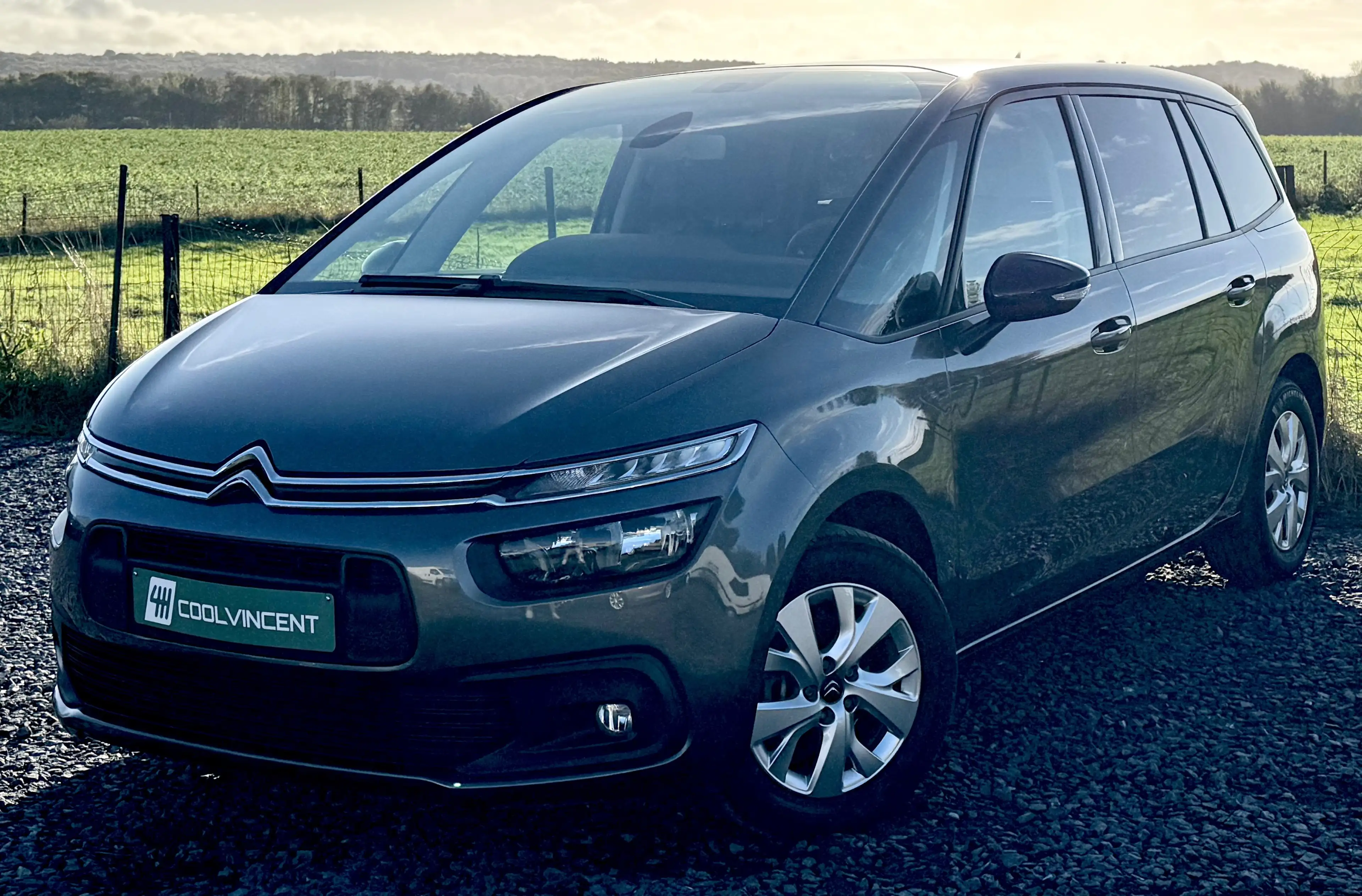 Citroen Grand C4 SpaceTourer 7Places - GPS - Airco - CarPlay