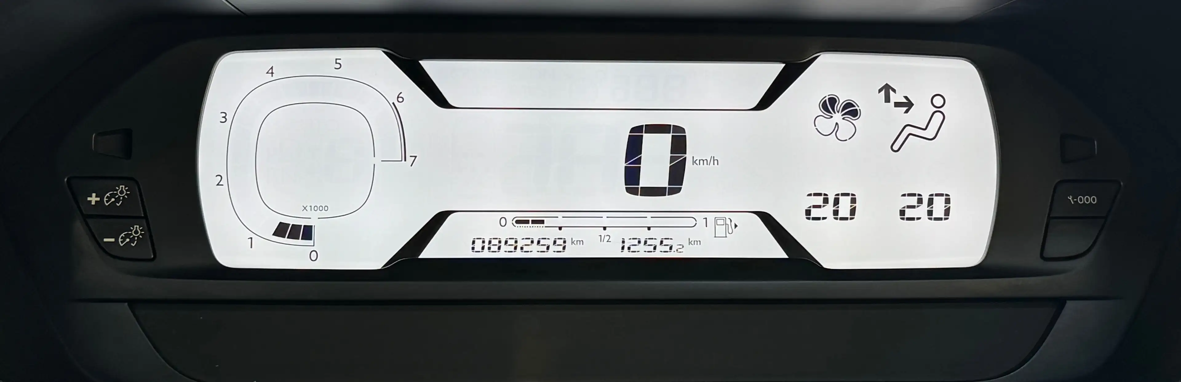 Citroen Grand C4 SpaceTourer 7Places - GPS - Airco - CarPlay — photo 7