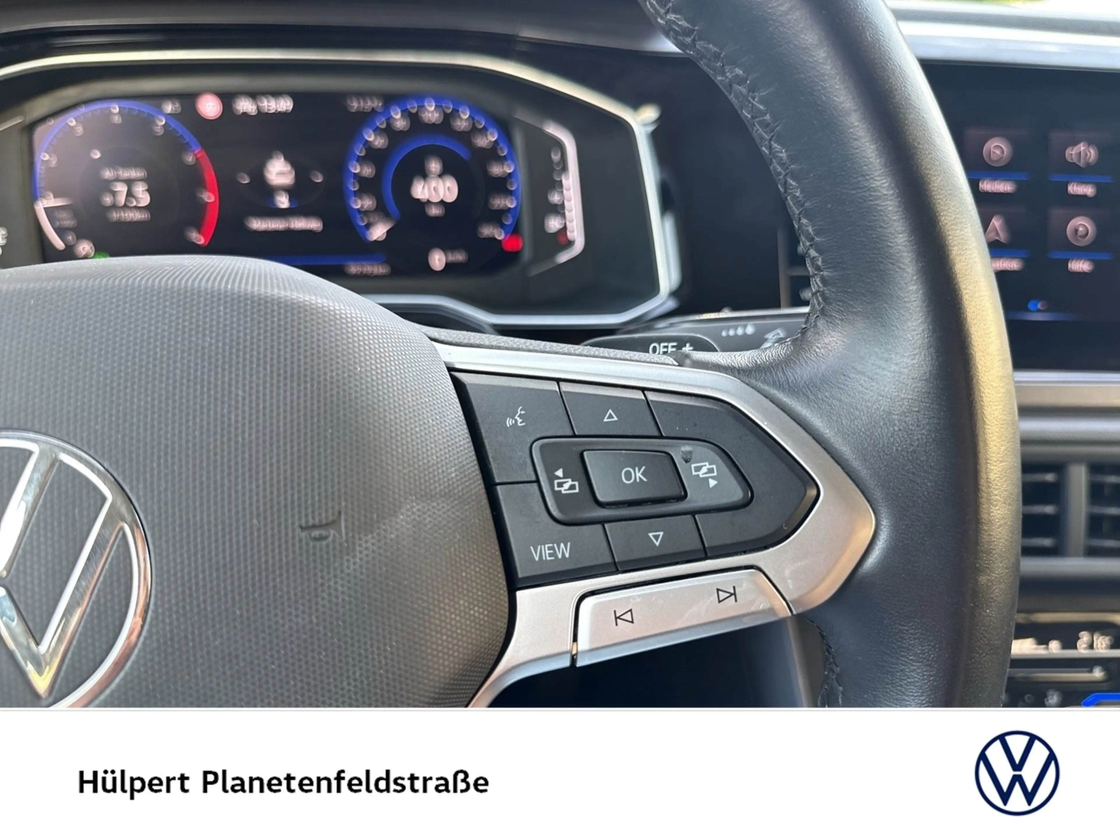 Volkswagen Taigo 1.0 STYLE CAM ACC LM18 MATRIX NAVI CARPLAY — photo 15