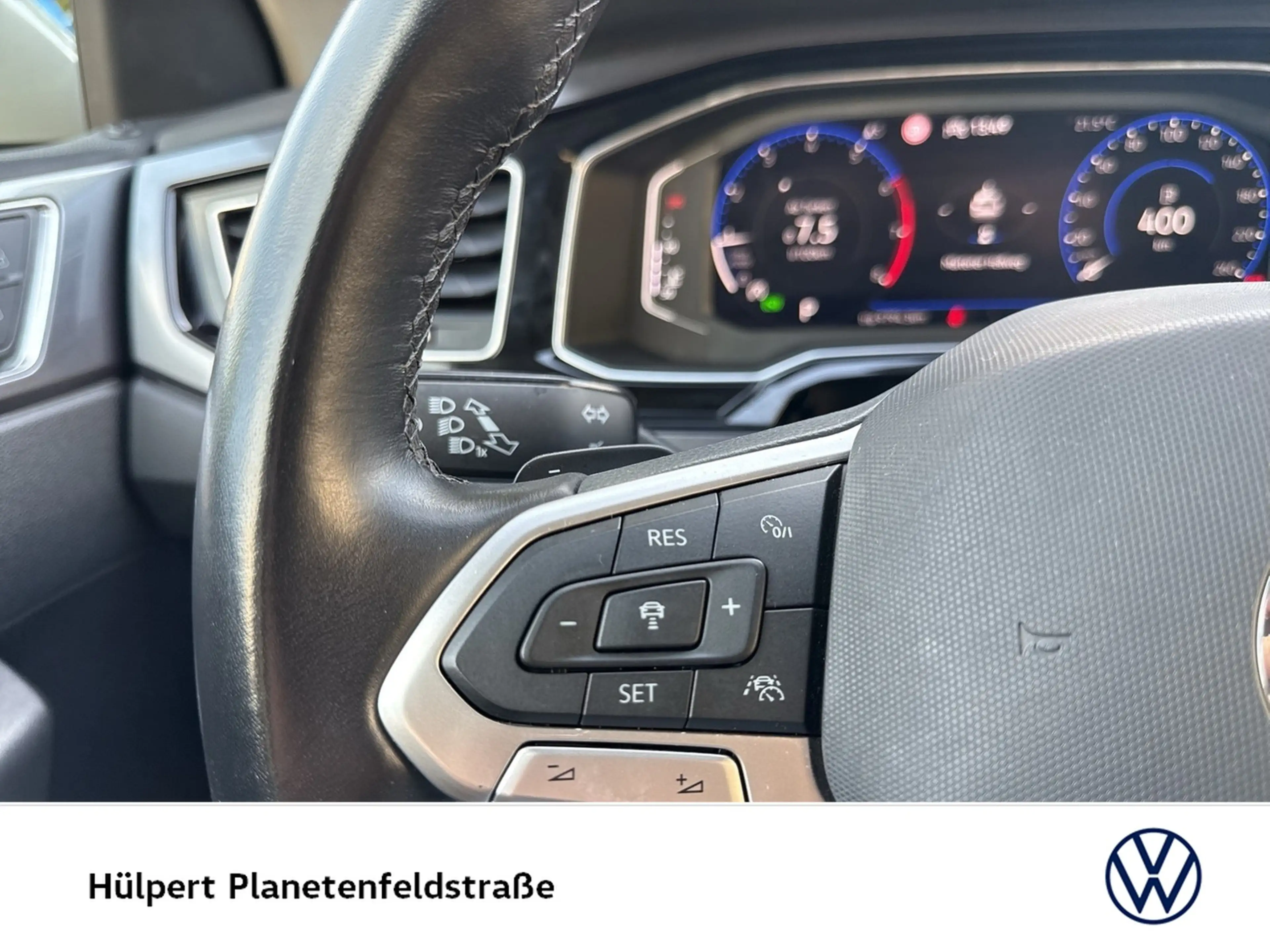 Volkswagen Taigo 1.0 STYLE CAM ACC LM18 MATRIX NAVI CARPLAY — photo 14