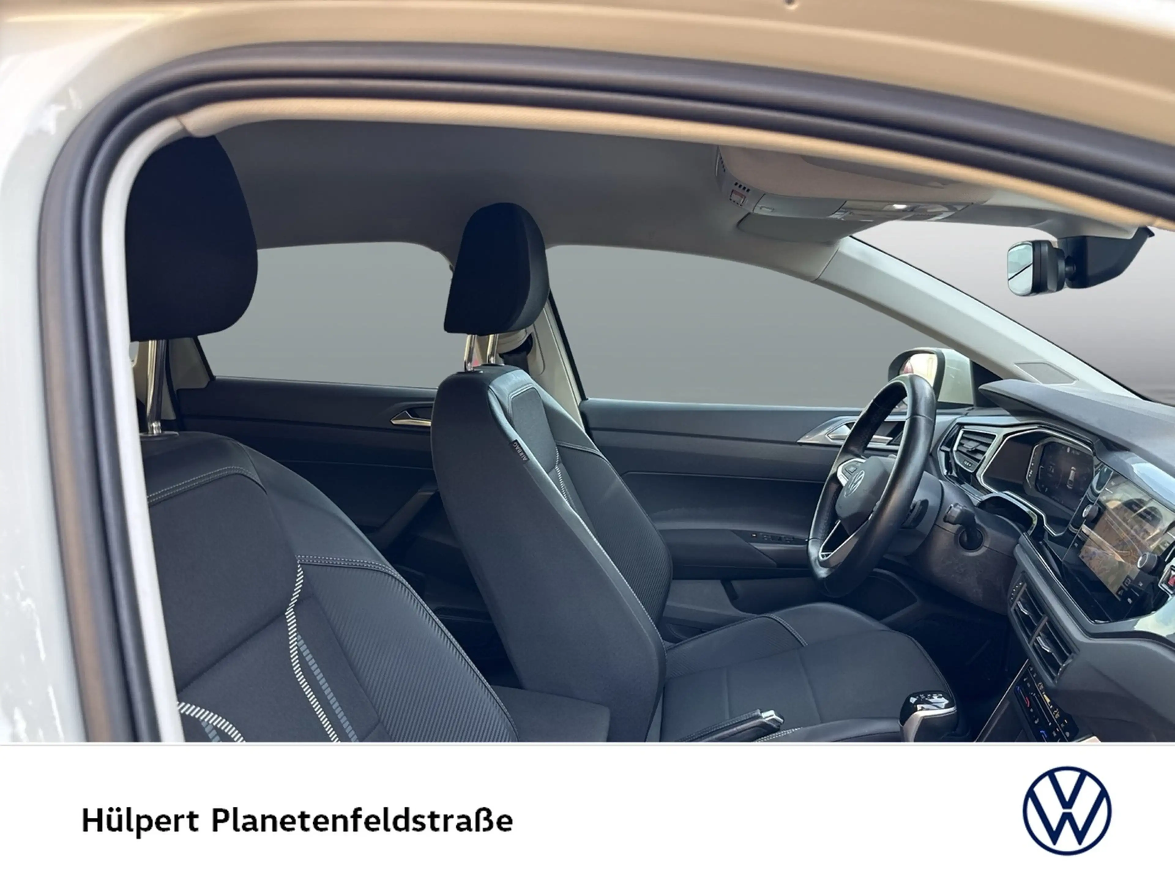 Volkswagen Taigo 1.0 STYLE CAM ACC LM18 MATRIX NAVI CARPLAY — photo 8