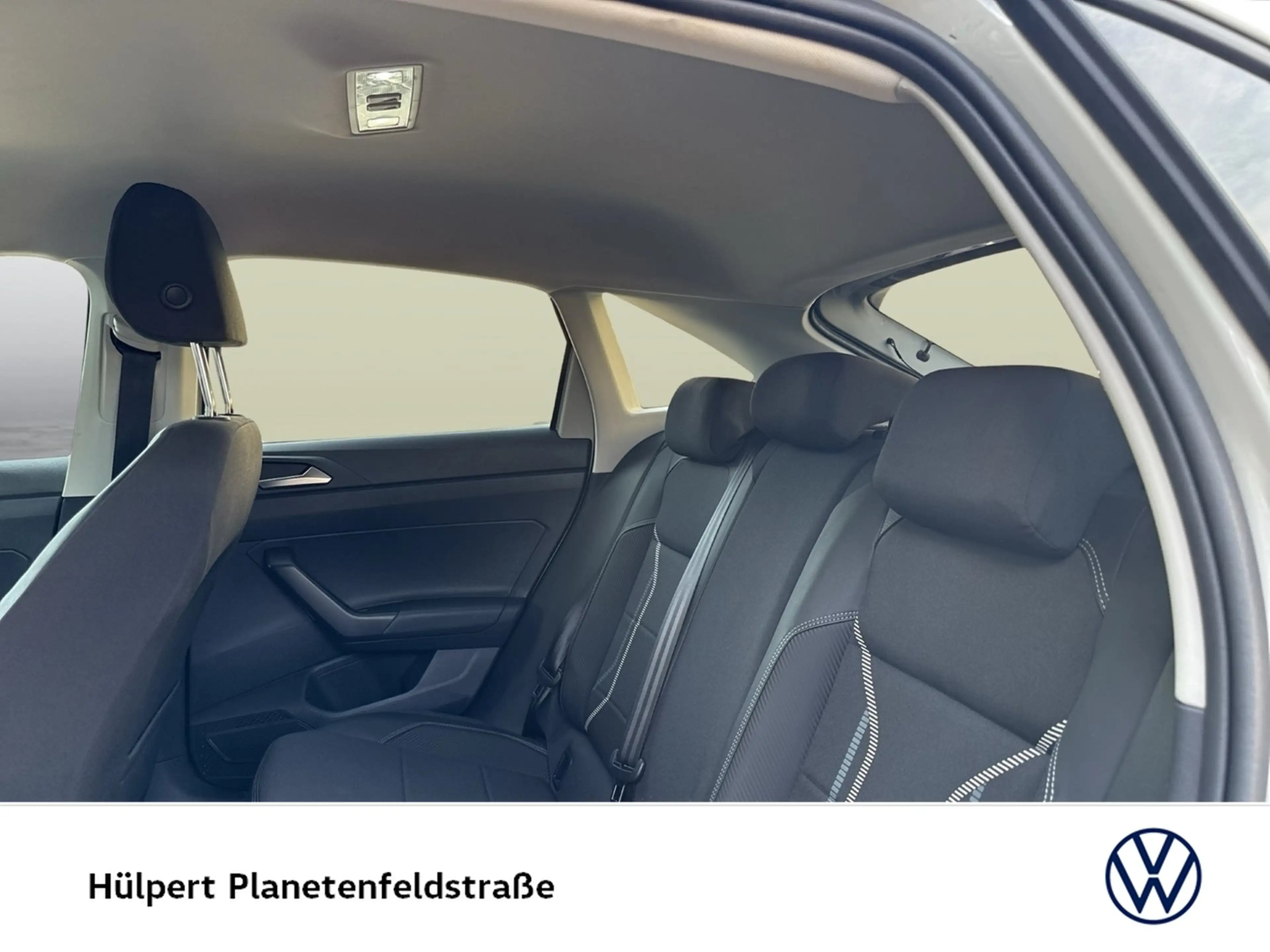 Volkswagen Taigo 1.0 STYLE CAM ACC LM18 MATRIX NAVI CARPLAY — photo 7