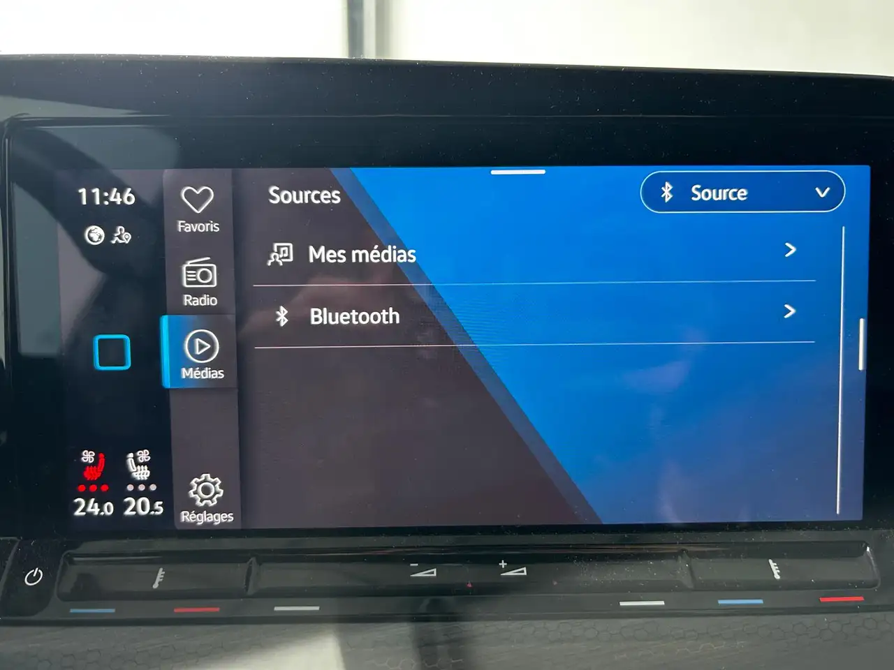 Volkswagen Golf Standard Model — photo 20