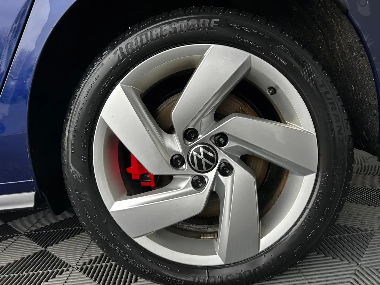 Volkswagen Golf Standard Model — photo 5