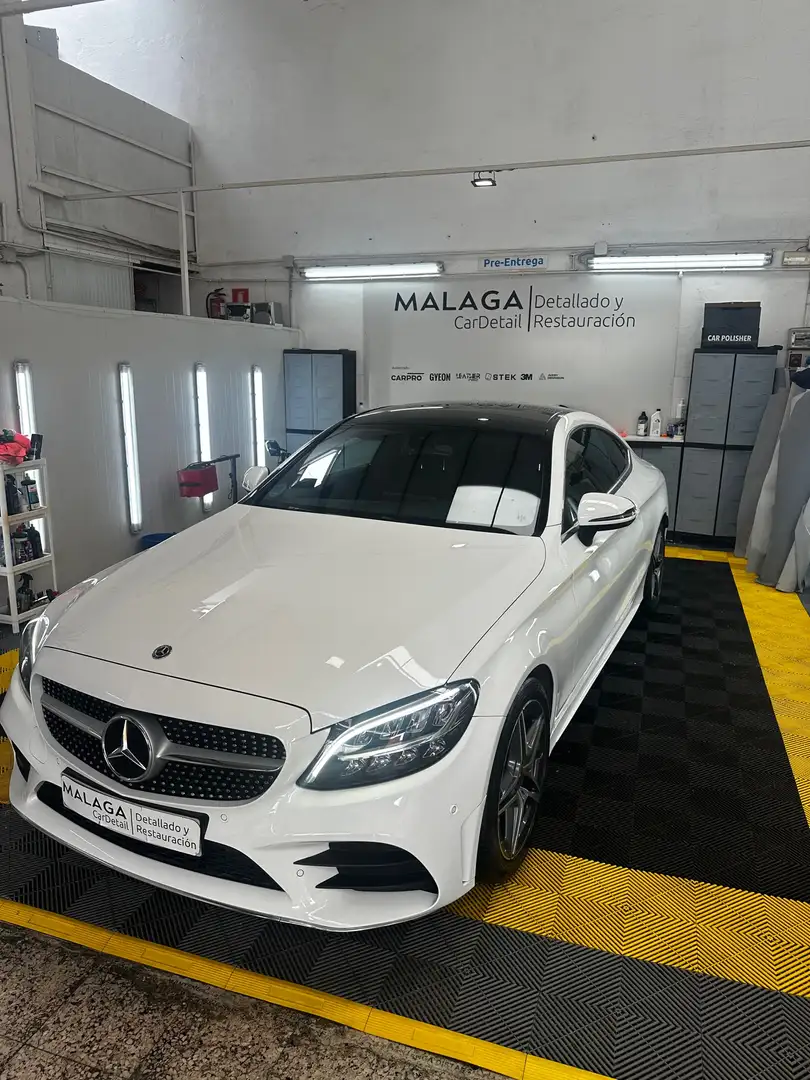Mercedes-Benz C 220 d Coupe 9G-TRONIC AMG Line Blanco - 1