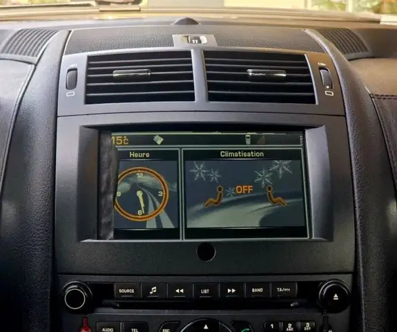 Peugeot 407 view 11