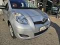 Toyota Yaris 1,0 VVT-i Luna Silber - thumbnail 2