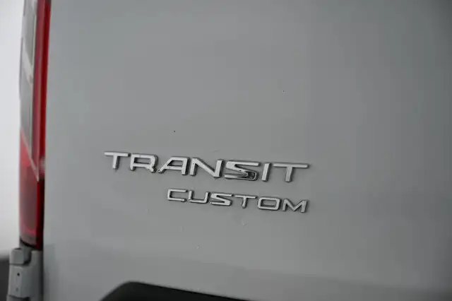 Ford Transit Custom view 13