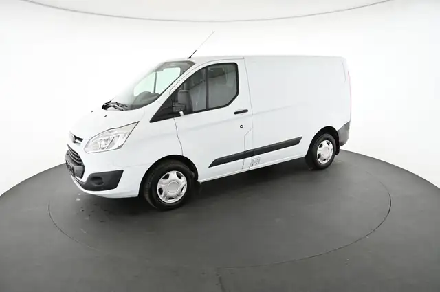 Ford Transit Custom view 3